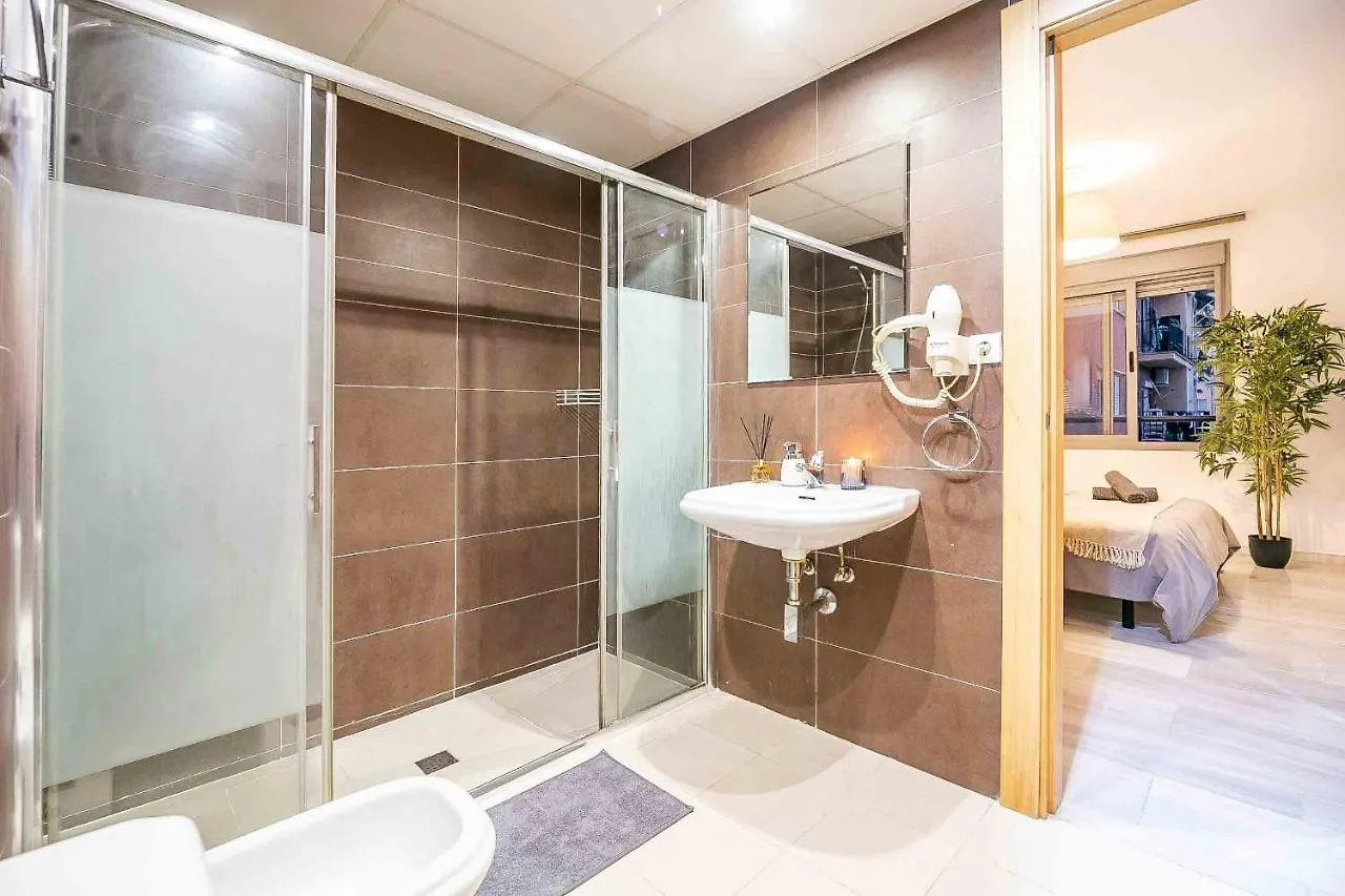 Carlos Haya Beautiful Apartment With Parking Málaga Spanyolország