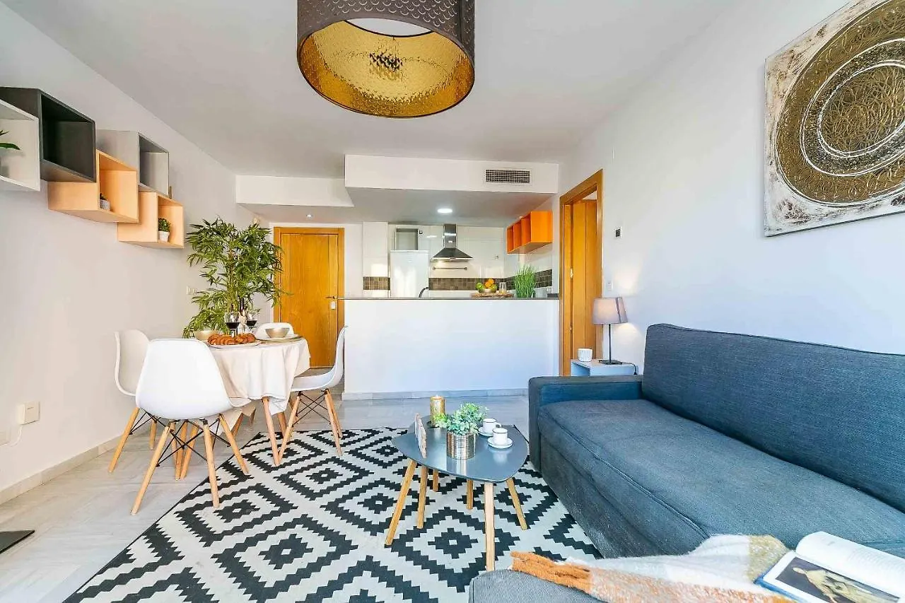 Carlos Haya Beautiful Apartment With Parking Μάλαγα 0*,  Ισπανία